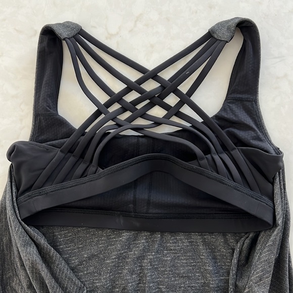 Lululemon Free to be Wild Built In Bra Tank Top Size 6 - Picture 4 of 6